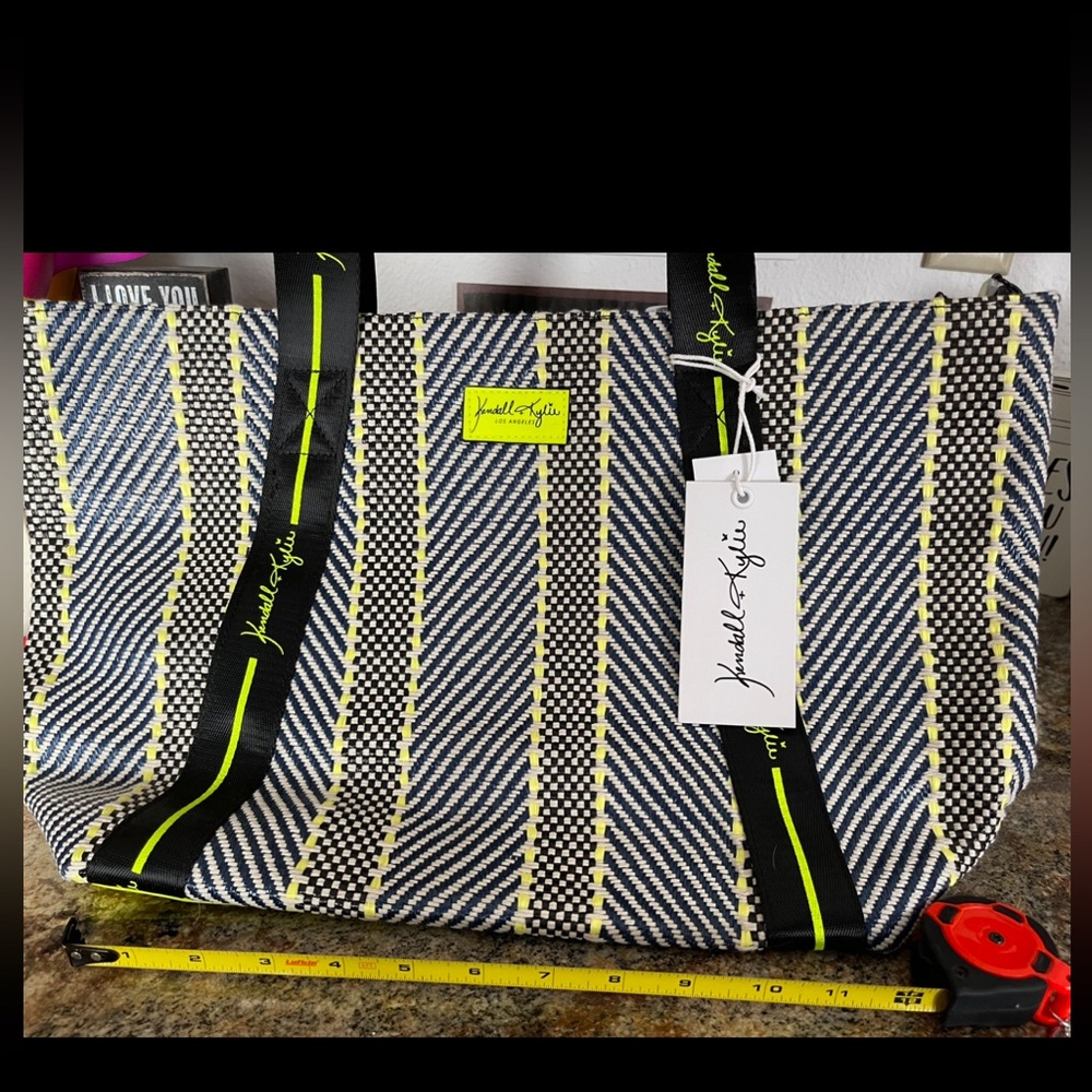 Kendall + Kylie Tote!